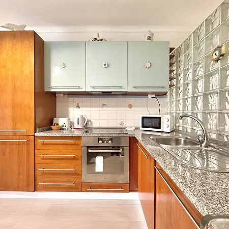 Apartment Cosy By Homing